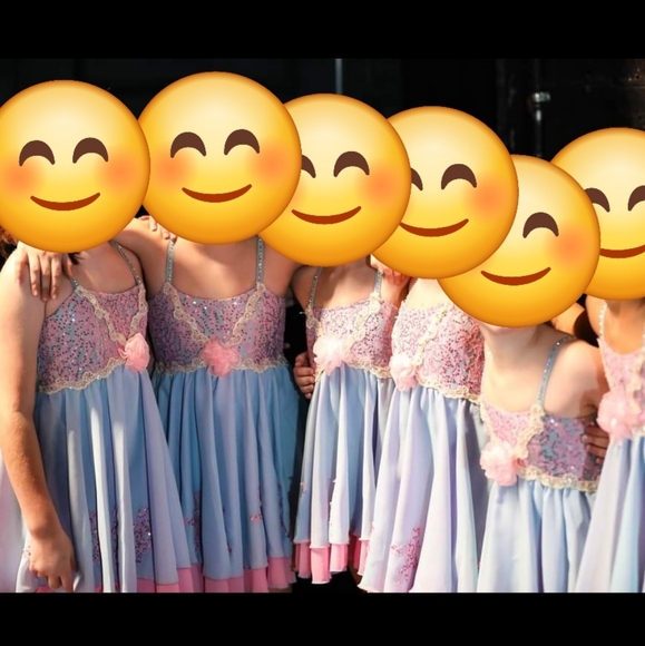 Glamour Lyrical Costume - Picture 2 of 7